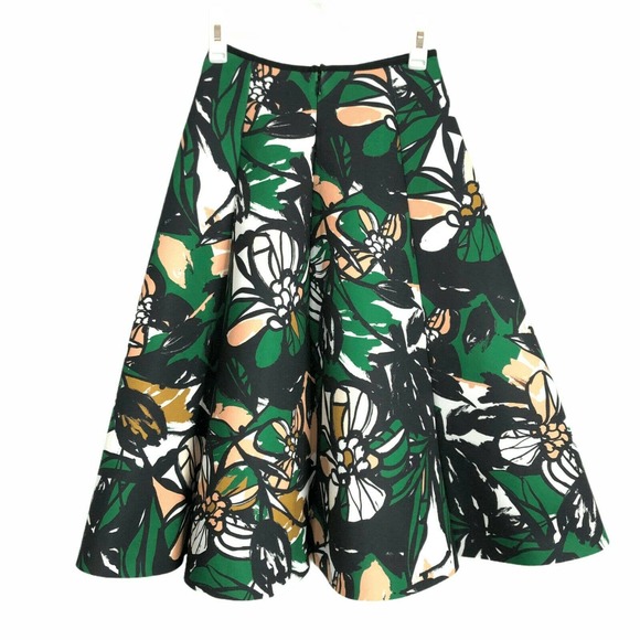 H&M Dresses & Skirts - H&M Floral Neoprene A-Line Pleated Skirt Size 2